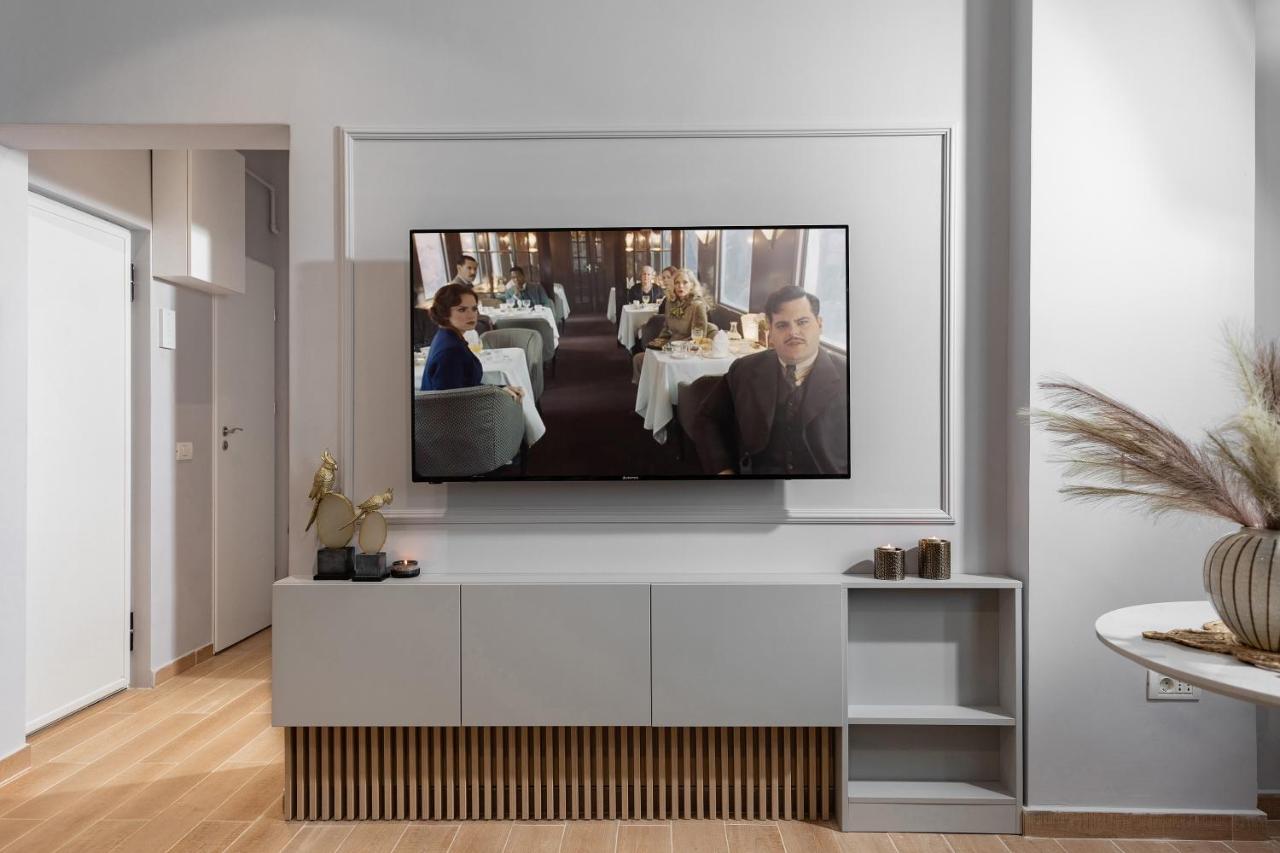 Qult - Orient Express Apartment Bucureşti Ngoại thất bức ảnh